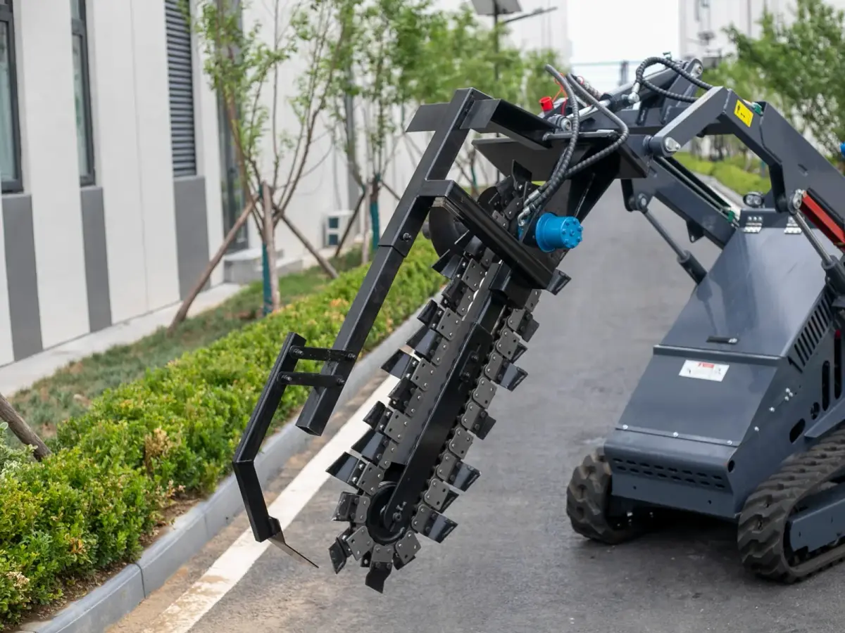Chain Trencher view 1