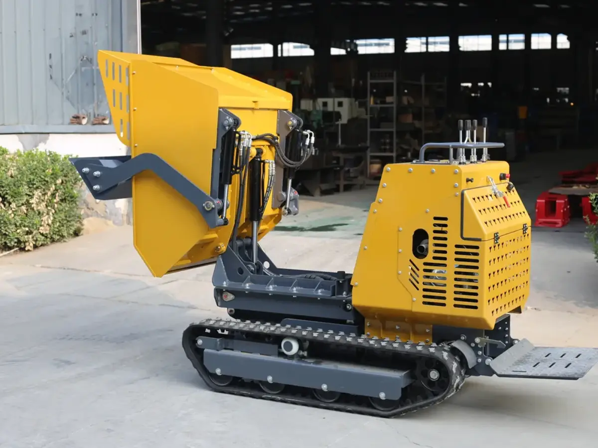 TerraCub Lift 1000 - front view on steep terrain