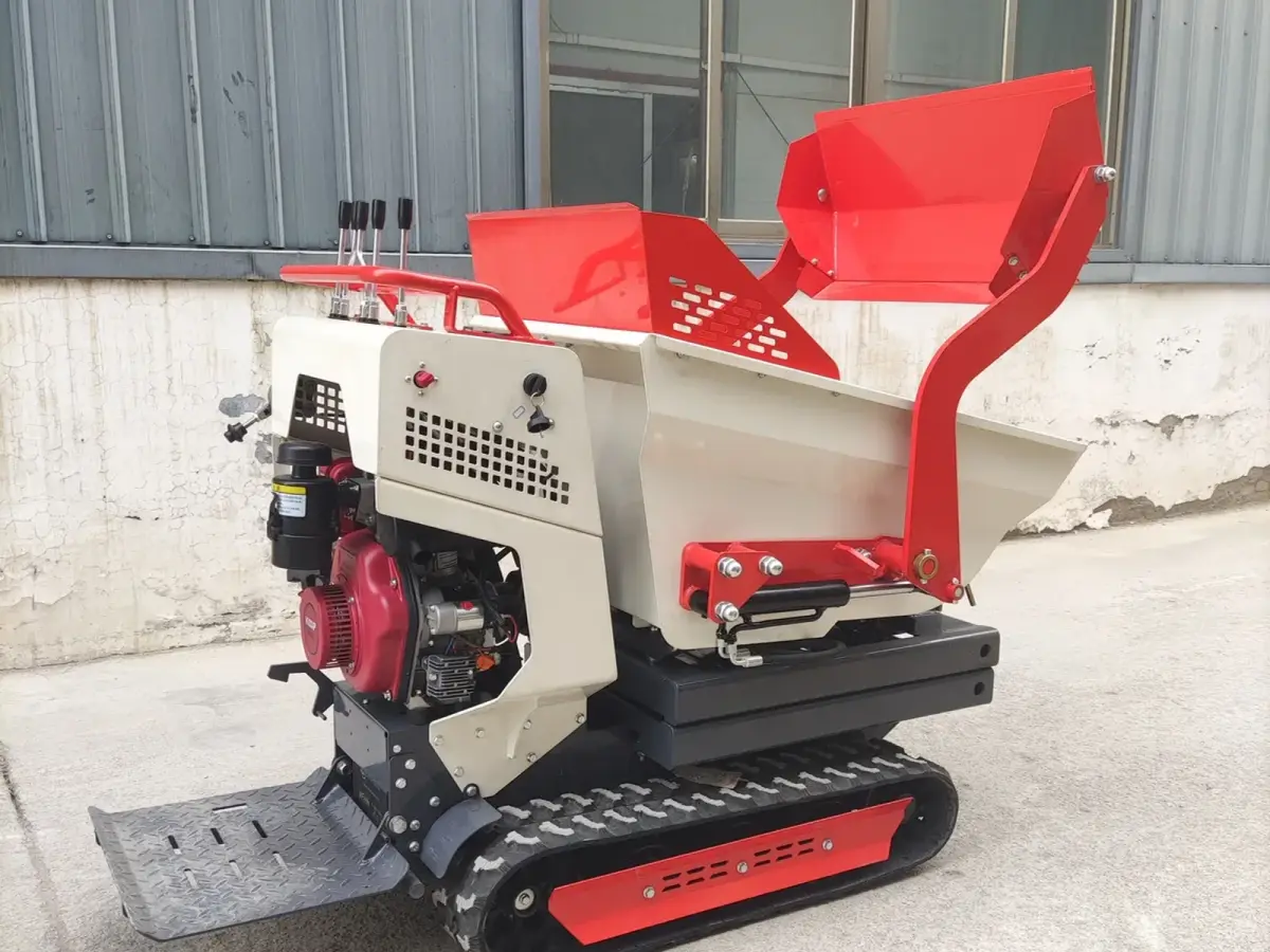 TerraCub Lift 500 - three-quarter view with tracks on terrain