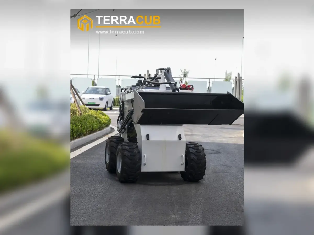 TerraCub Mini Skid Steer S360 image 5