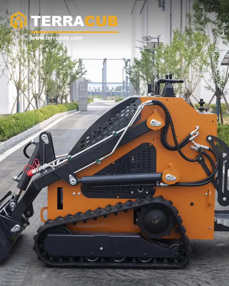 TerraCub Stand-On Track Skid Steer Loader T460 image 3